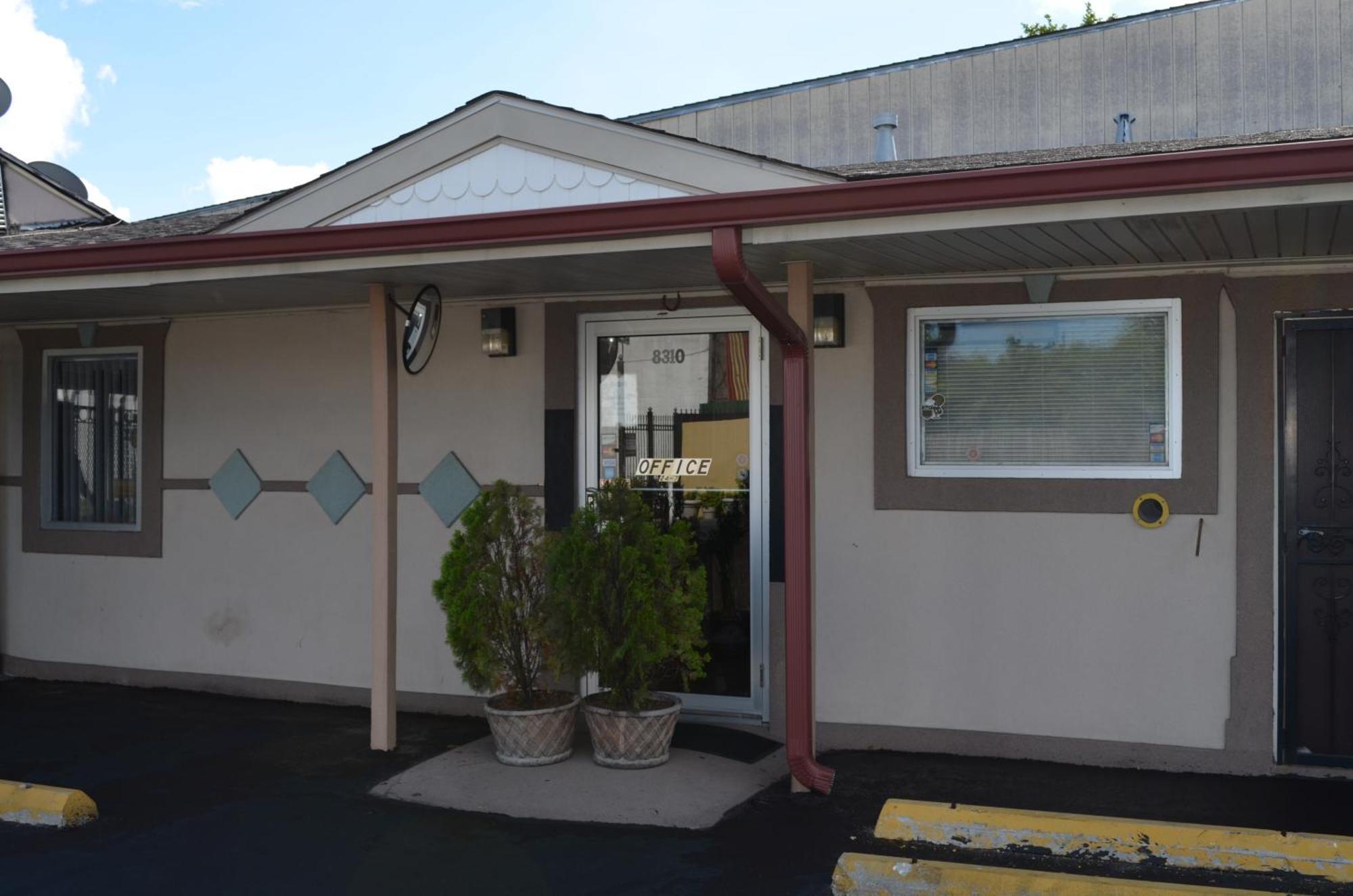 Economy Inn New Orleans Arabi Exterior photo